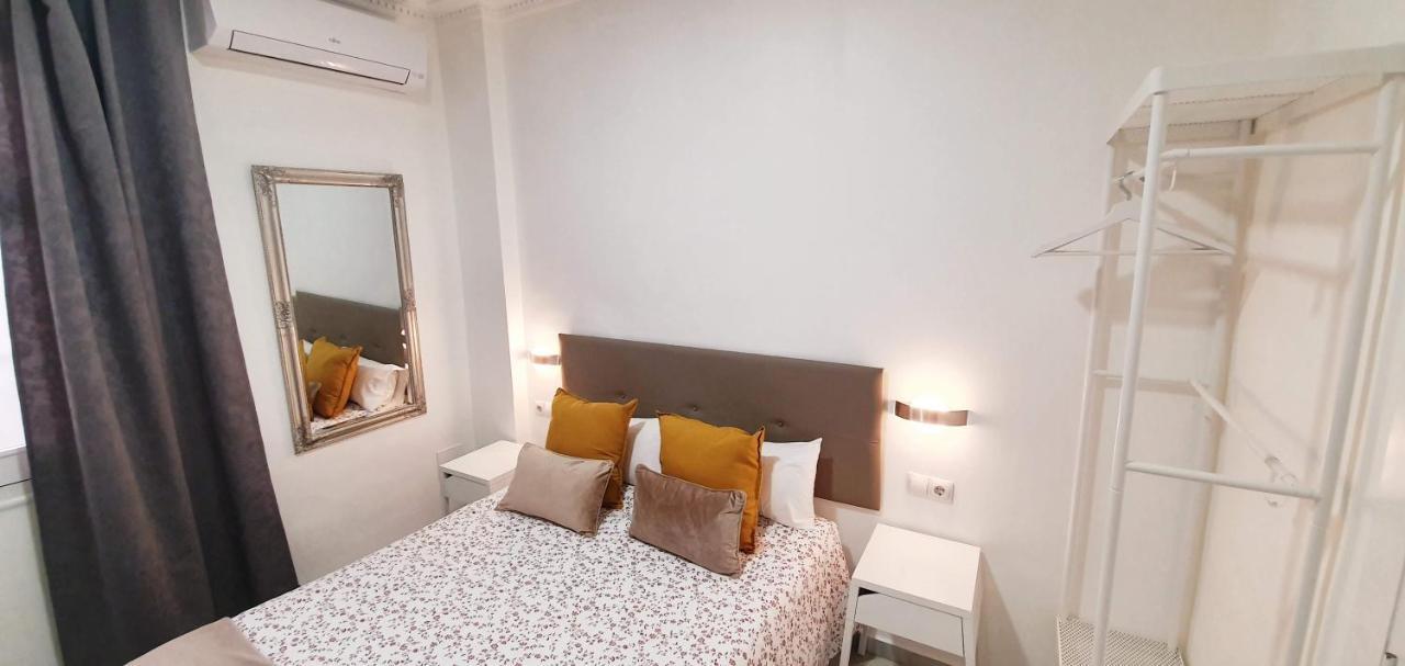 Fan Rooms Duquesa Малага Екстер'єр фото